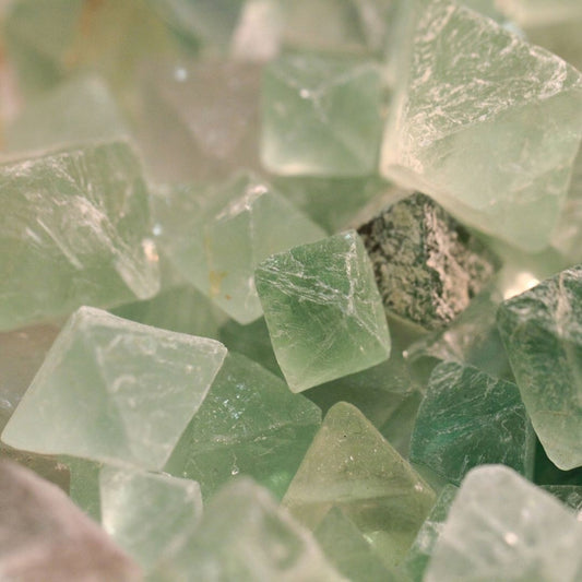 green fluorite crystals for glass water bottle